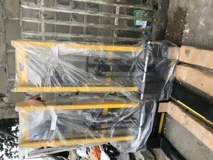 Manual Hydraulic Stacker