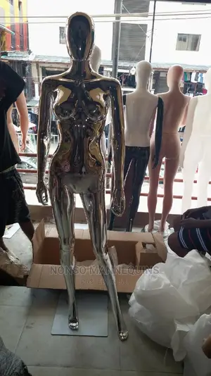 Size 8 Faceless Female Silver Chrome Mannequins