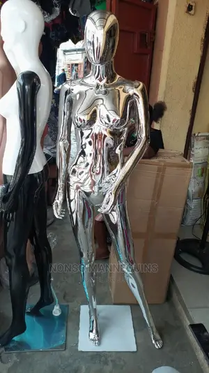 Size 8 Silver Chrome Faceless Display Mannequins