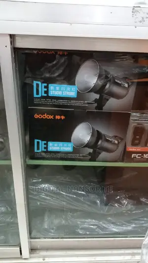 Godox De300w Set With Trigger Studio Strobe Flash Light