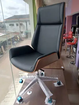 Plywood Back Excutive Chair