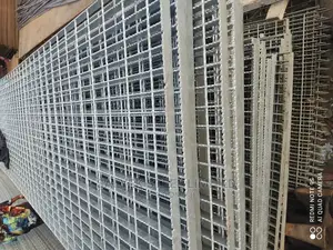 Galvanize Grating Sheet for Staircase and Water Tank Constru