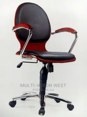 Swivel Chair With Wooden Surport