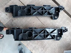 Front Bumper Hanger for Hyundai Tucson 2012.