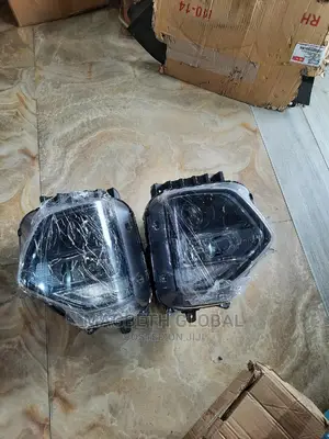 Headlamp for Hyundai Santafe 2020