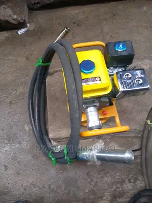 Honda Poker Vibrator Machine With Warranty