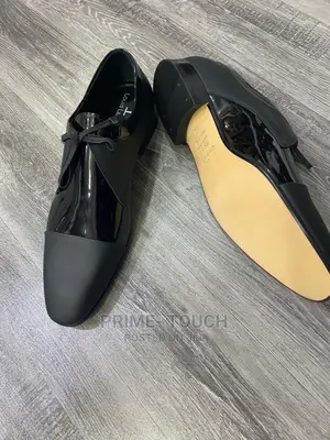 Original Italian Shoes by Louise Leeman