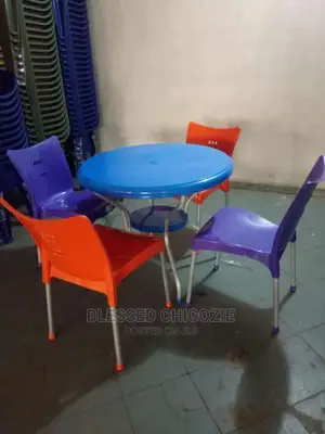 Plastic Table With Four Chairs