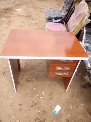 3 Feat Office Table