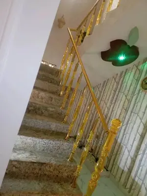 Staircase Crystals Rail