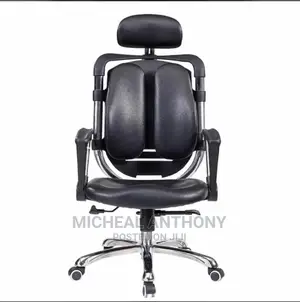 Kidney Chair
