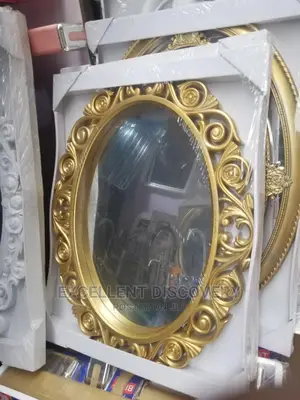 A002 Gold Frame Mirror