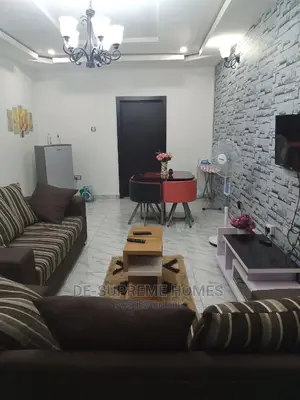 3bedroom Apartment for Shortlet