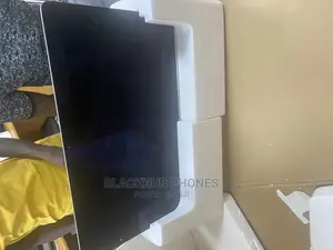 Desktop Computer Apple iMac 8GB Intel Core I3 HDD 1T