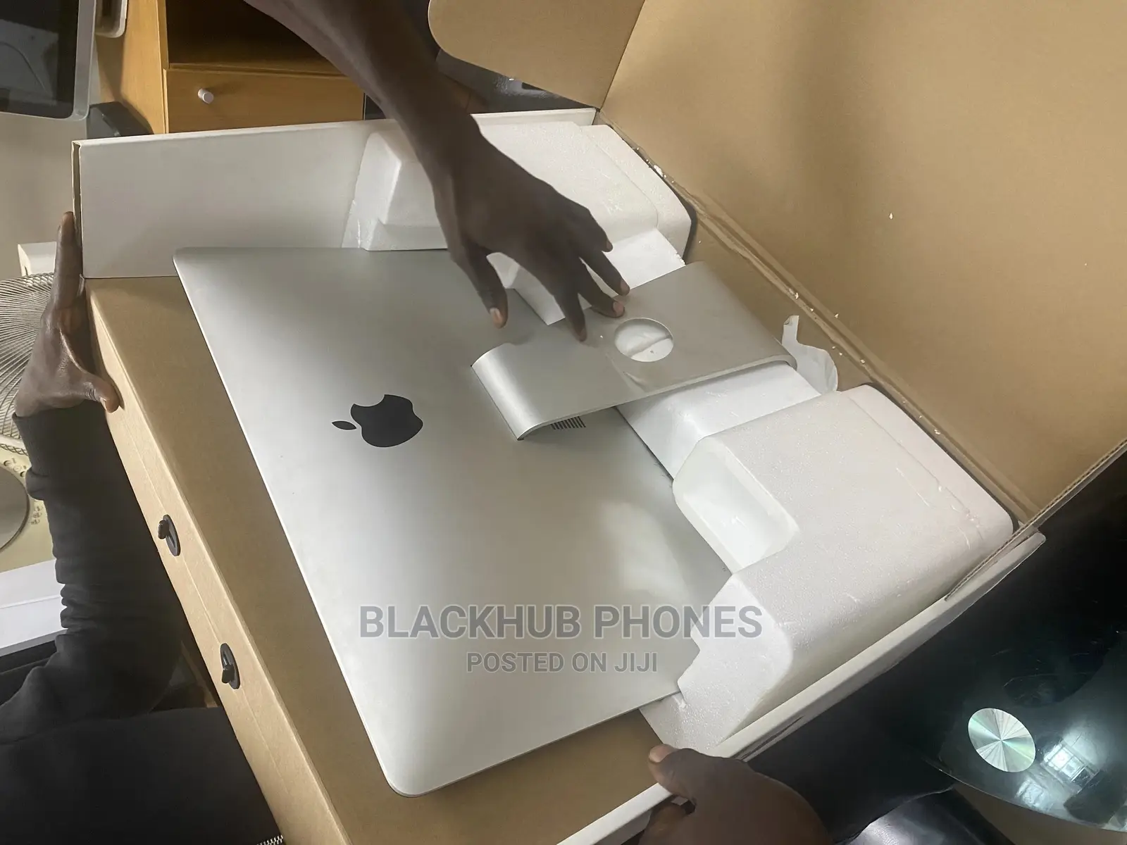 Desktop Computer Apple iMac 8GB Intel Core I3 HDD 1T