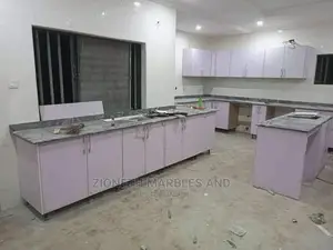 Kitchen Top Well Installed With Granite Slab.