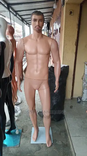 B20 Plastic Man Mannequin With Hair