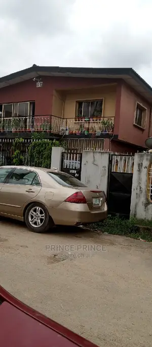 3bdrm Block of Flats in Surulere for sale