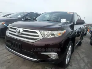 Toyota Highlander 2012 Brown