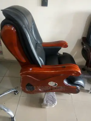Executive Chair
