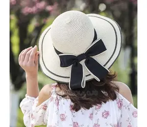 Outdoor Folding Female Straw Hat. Perfect for (Church Beach)