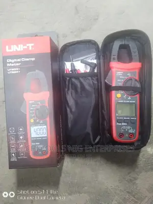 AC/DC Digital Clamp Meter