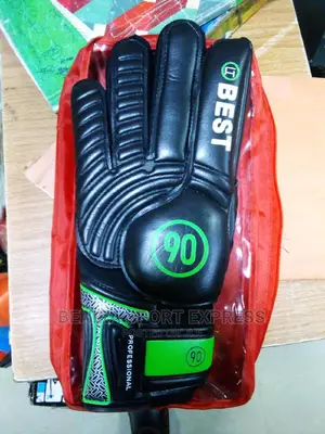 Goalkeeper Gloves With Colour Variation