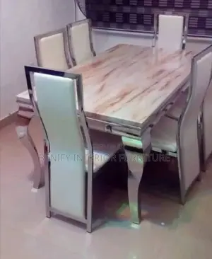 Modern Mable Dining Table With 6 Chairs