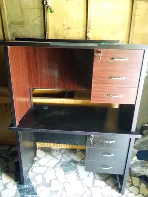 Office Table Very Strong and Reliable