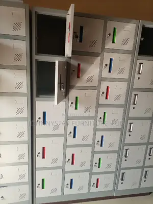 Cassia Unique 18 Doors Metal Lockers