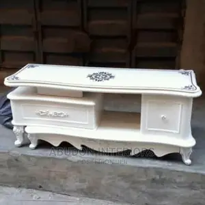 Royal Adjustable Tv Stand