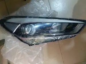 Headlamp for Hyundai Tucson 2017 Model