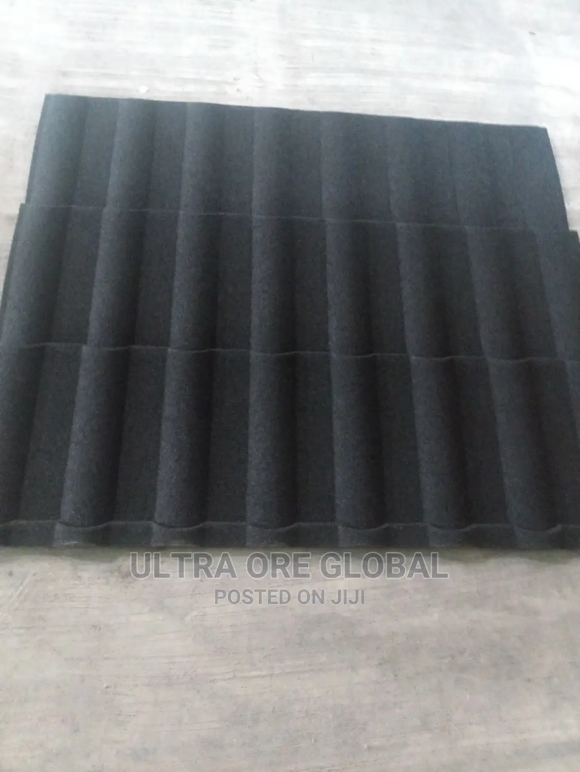 Pure Black Milano