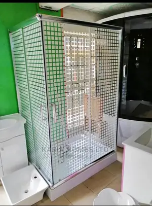 England Thick Shower Cubicle