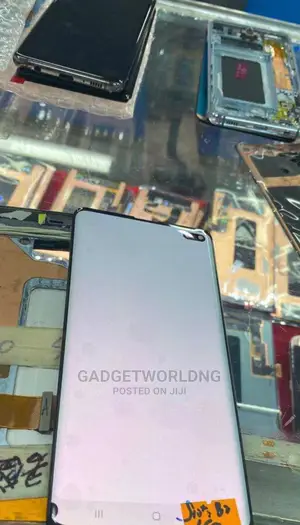 Samsung S10+ Plus Amoled LCD Screen Replacement