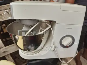 Kenwood Chef Classic Stand Mixer 5litres Stainless, 1000w.