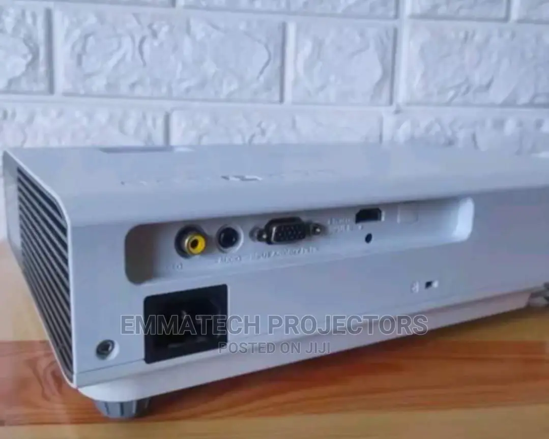 Sony Daylight Durable Projector