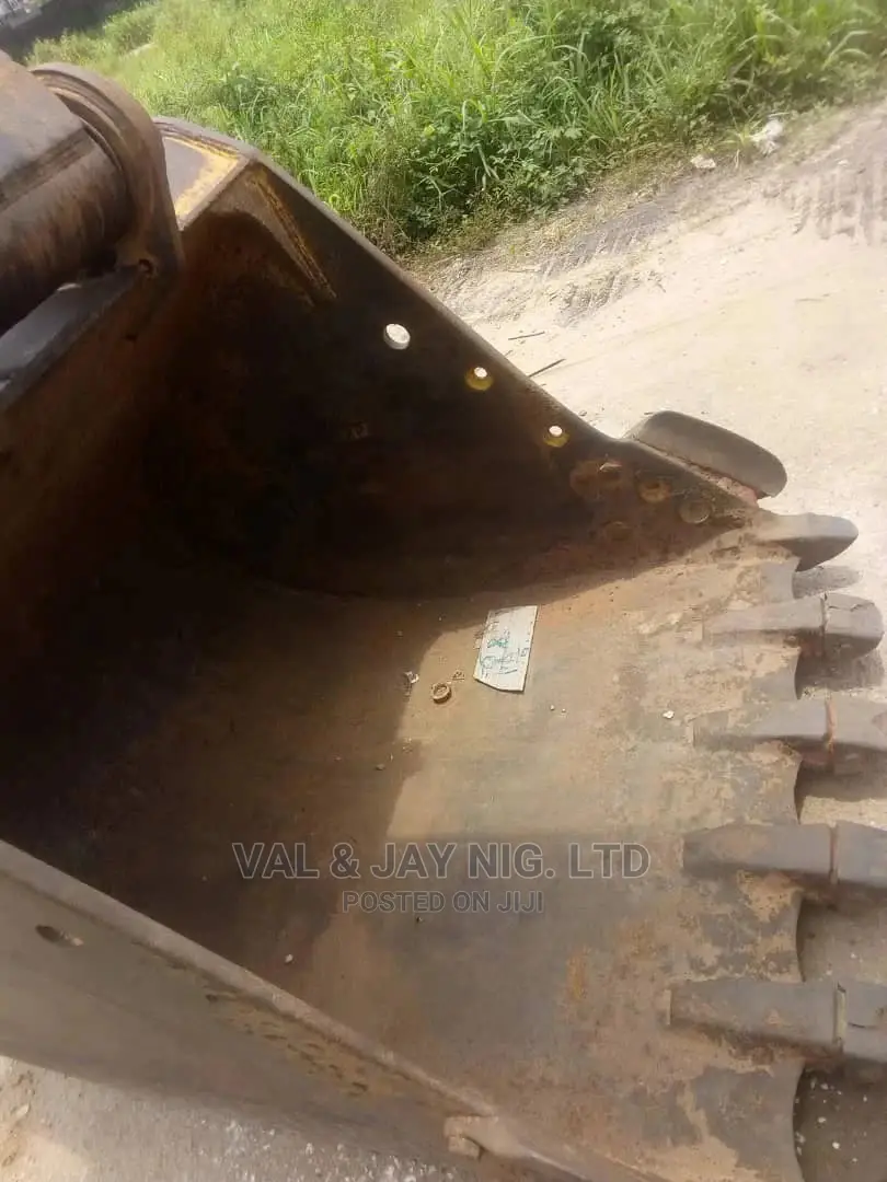 Excavators For Hire