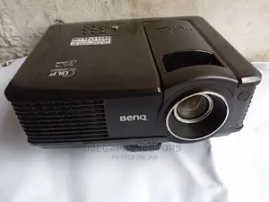 Portable and Easy to Use Fairly Used Benq MP515 Projector