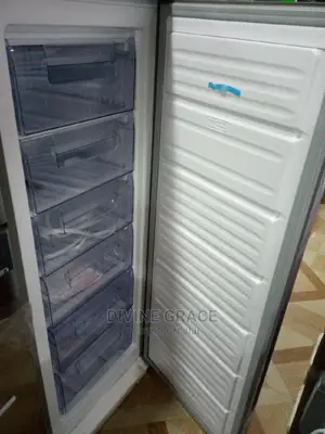 NX-262 Refrigerator