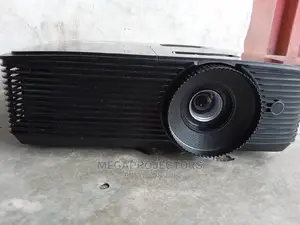 Optoma Projector Is Available for Sale