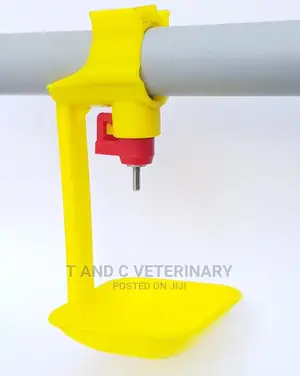 Nipple Drinker With Cup