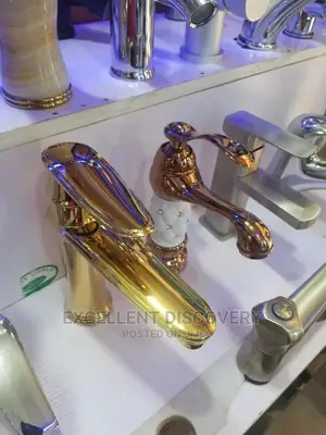 Crystal Gold Tap