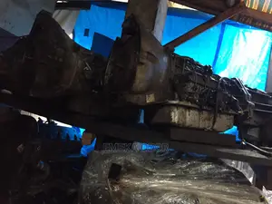 Ford Explorer Gear Box 4 Wheel Drive V.8 205/2010 Model