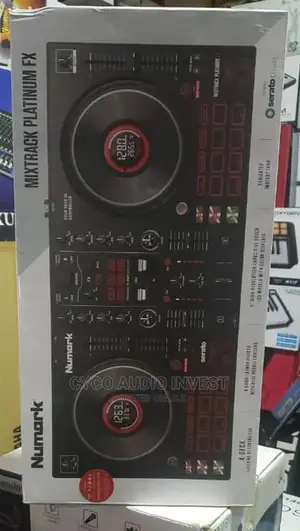Original Numark Mixtrack Platinum Fx