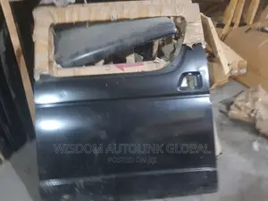 Sliding Doors for Toyota Hiace (Hummer Bus) All Models