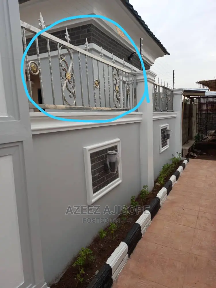 Stainless Fence Rail
