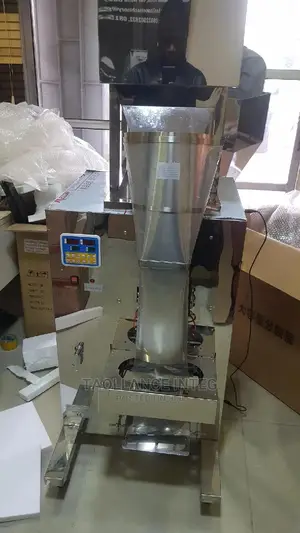Automatic Powder and Granules Packaging Machine (1kg)
