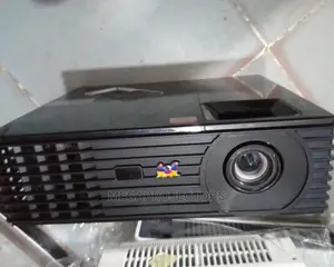 London Used Viewsonic Projector for Your Office and School