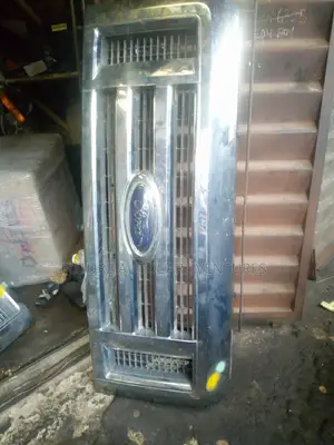 2012 E_350 Front Grill (Ford Express)